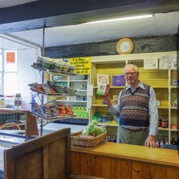 Richard in the Post Office